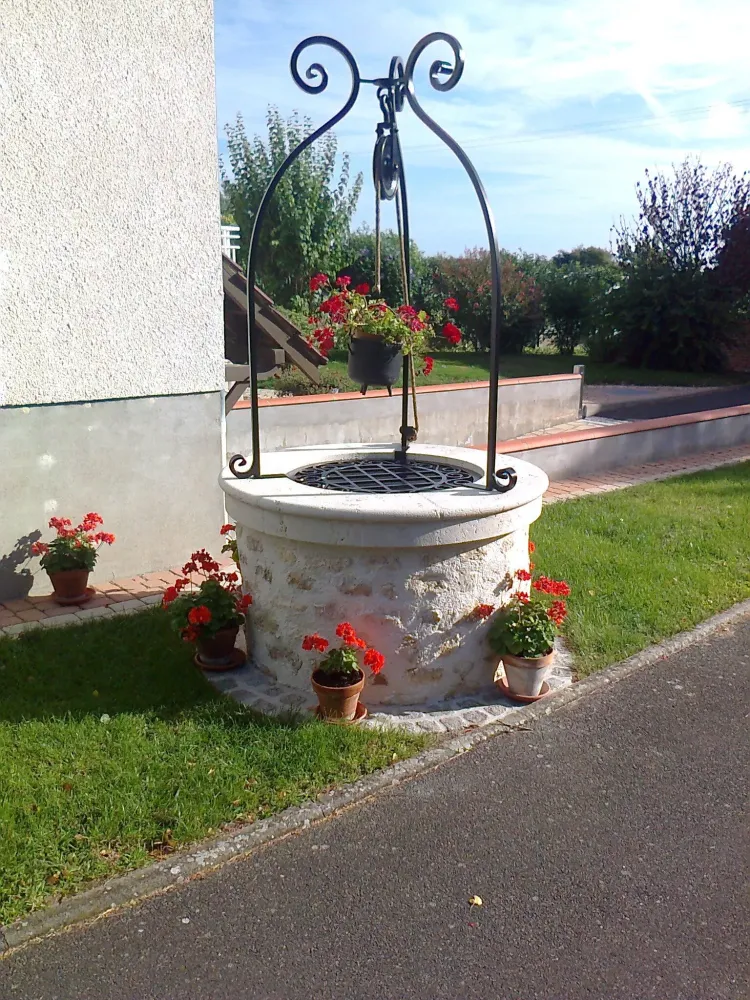 Mobilier de jardin en pierre à  Maves